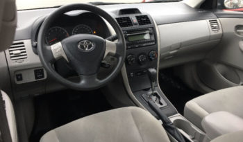 2013 Toyota Corolla Sedan full