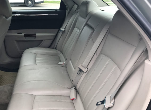 2006 Chrysler 300, AWD, Navigation, Sunroof, Leather Heated Seat full
