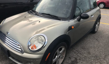 2007 Mini Cooper, Push Start,Leather Heated Seats,Sunroof. full