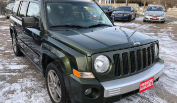 2007 Jeep Patriot /4X4/Leather seats/Sunroof/Alloy Rims full