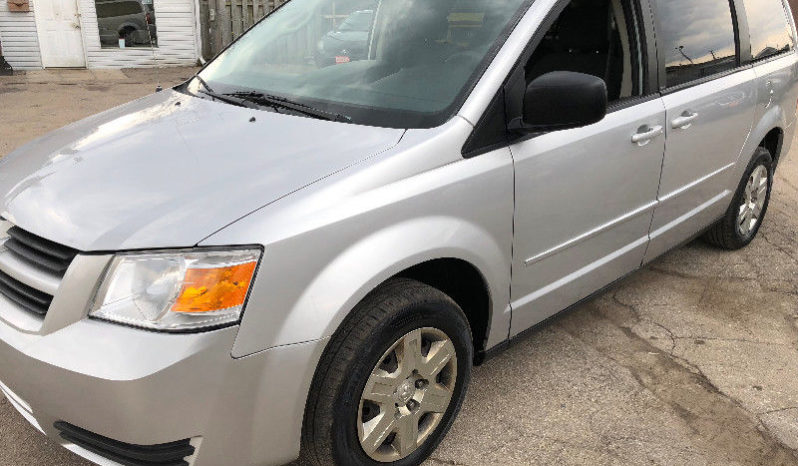 2010 Dodge Caravan/Accident free/Stow N Go/Rear Ac full