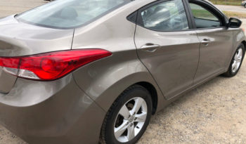 2013 Hyundai Elantra full