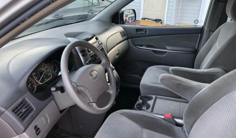 2006 Toyota Sienna/Certified full