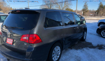 2012 Volkswagen Routan/Certified/Backup camera/Leather seats full