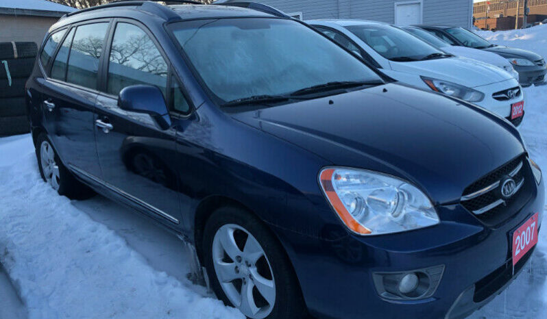 kia rondo 200/Certified/7 Passenger/Leather Heated Seats full