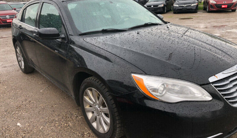 2012 Chrysler 200/Certified/Clean Car-proof/Alloy rims full