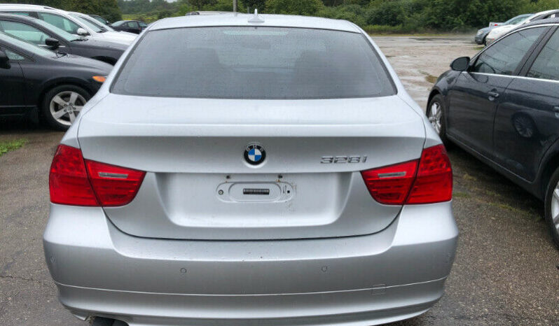 2011 BMW/Certified/AWD/Sunroof/Electric Heated Seats/Loaded full