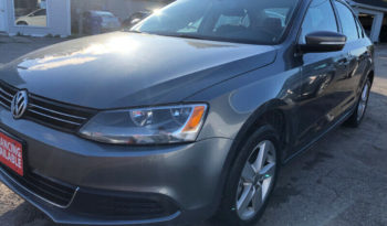 2011 Volkswagen Jetta/2.5liter/Certified/Clean Car-proof/Allo full