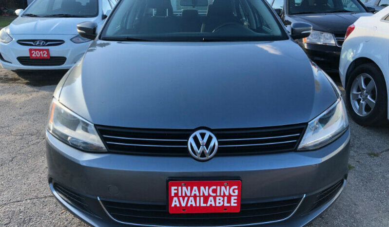 2011 Volkswagen Jetta/2.5liter/Certified/Clean Car-proof/Allo