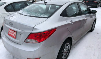 2013 Hyundai Accent full