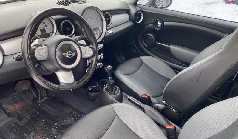 2010 MINI Cooper Clubman 2dr Cpe Automatic 1.6L 4-Cyl Gasoline full
