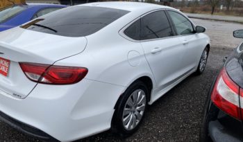 2015 Chrysler 200 4dr Sdn LX FWD Automatic 2.4L 4-Cyl Flex Fuel full