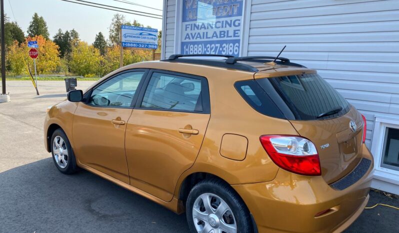 2010 Toyota Matrix Automatic 1.8L 4-Cyl Gasoline full