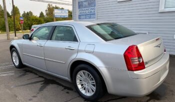 2010 Chrysler 300 4dr Sdn Touring RWD Automatic 3.5L 6-Cyl Gasoline full