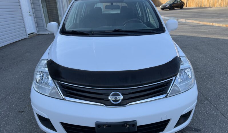 2012 Nissan Versa full