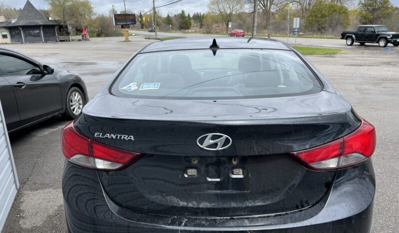 2015 Hyundai Elantra full