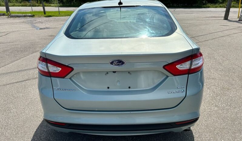 Ford Fusion Hybrid 2013 full