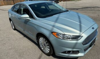 Ford Fusion Hybrid 2013 full