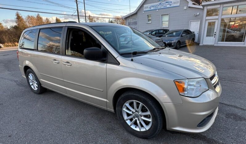 2013 Dodge Grand Caravan full