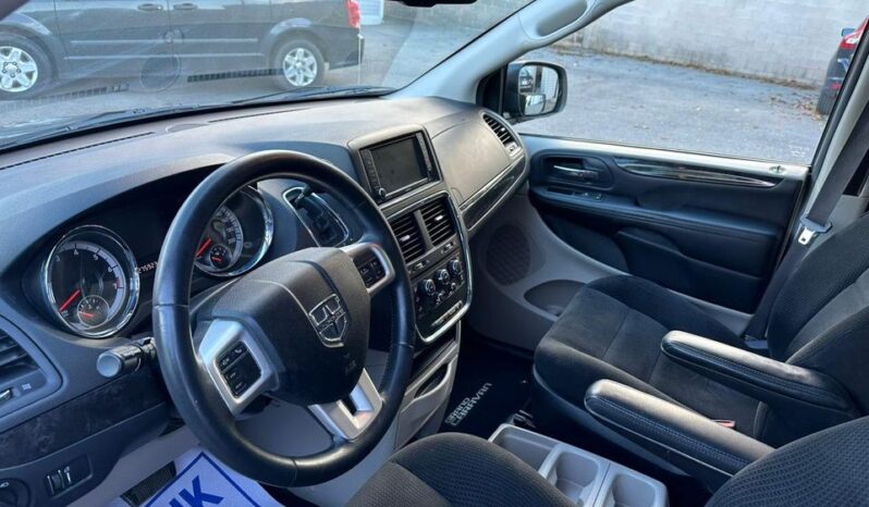 2013 Dodge Grand Caravan full