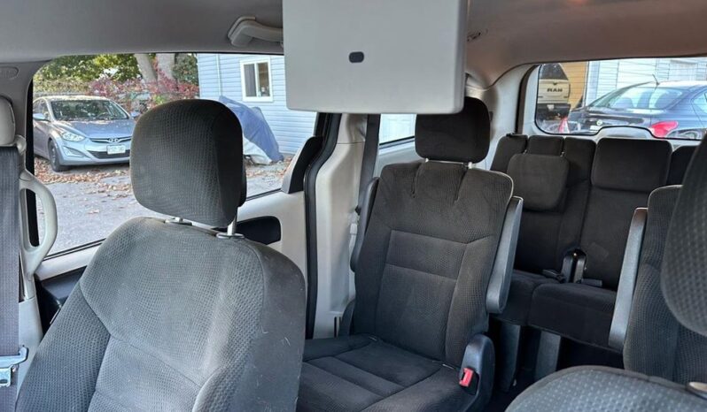 2013 Dodge Grand Caravan full