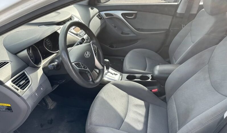 Hyundai Elantra 2011 full