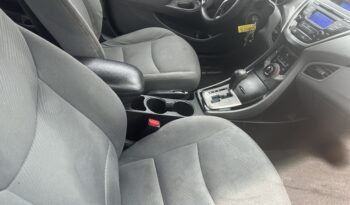 2013 Hyundai Elantra full