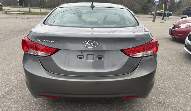 2013 Hyundai Elantra full