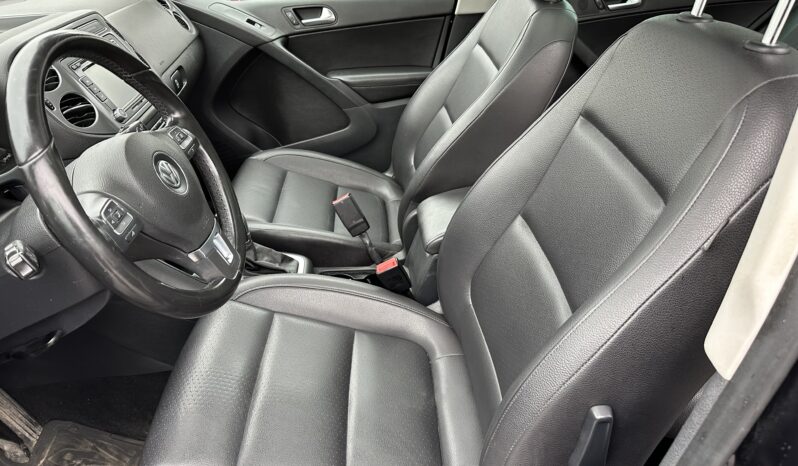 Volkswagen Tiguan 4dr Auto 4Motion  2012 full