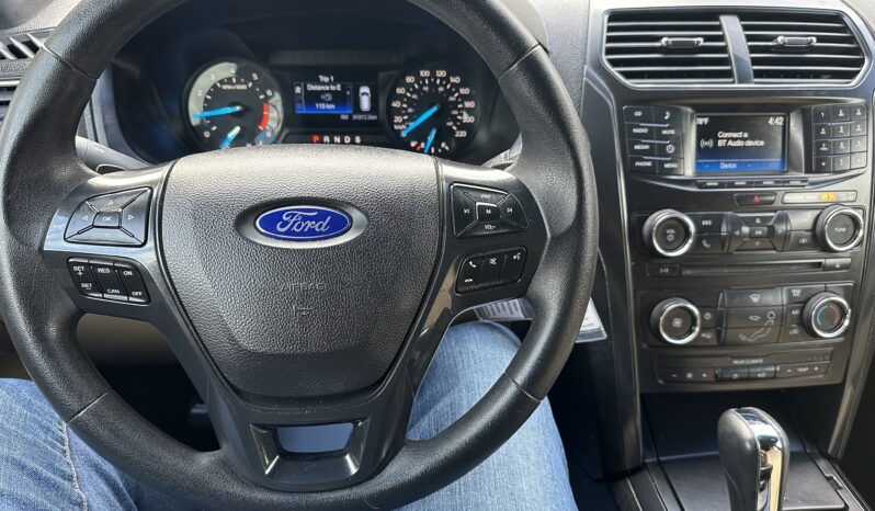 2016 Ford Explorer Low Kilometers 7 passenger full