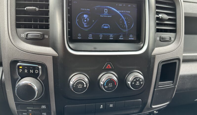 2016 Ram 1500 4WD Crew Cab 140.5″ ST full
