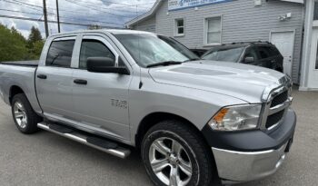 2016 Ram 1500 4WD Crew Cab 140.5″ ST full