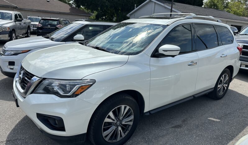 2018 Nissan Pathfinder  4×4