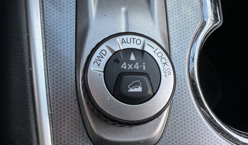 2018 Nissan Pathfinder  4×4 full