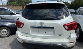 2018 Nissan Pathfinder  4×4 full
