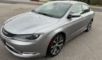 2015 Chrysler 200 4dr Sdn C FWD full