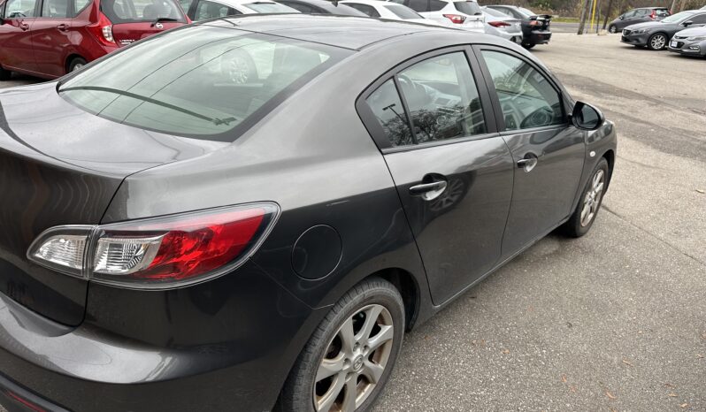 2010  Mazda mazda3 full