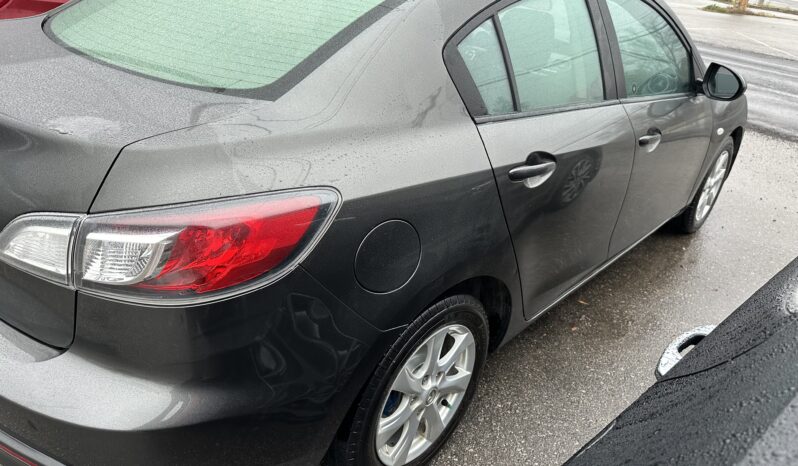 2010  Mazda mazda3 full