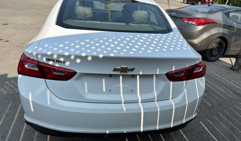 2017 Chevrolet Malibu L full