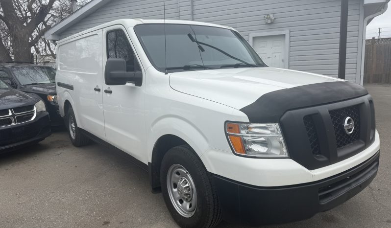 2012 Nissan nv 2500