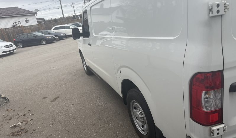 2012 Nissan nv 2500 full