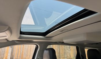 2017 Dodge crossroad all-wheel drive (AWD) 7-seater full