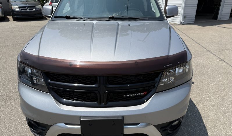 2017 Dodge crossroad all-wheel drive (AWD) 7-seater full