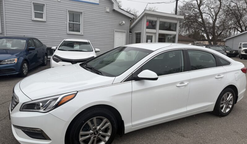2017 HYUNDAI SONATA 2.4L GL