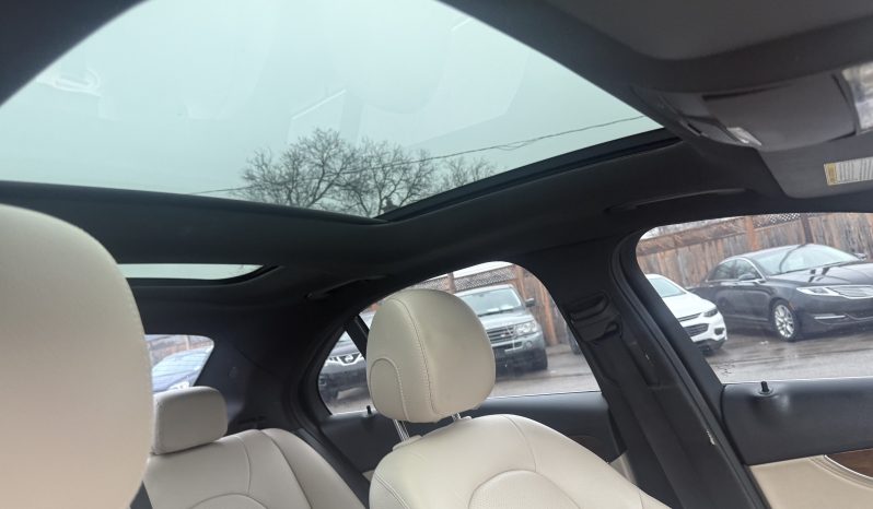 2015 MERCEDES-BENZ C-CLASS C 300 full