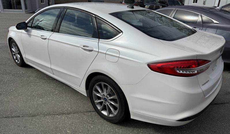 2017 Ford Fusion SE full