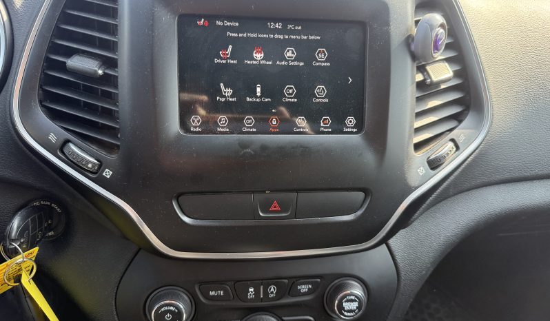 2019 Jeep cherokee Sport full