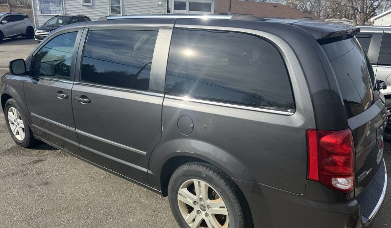 2016 Dodge Grand Caravan Crew Plus full