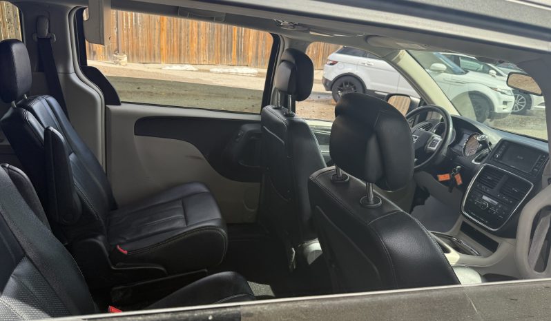2016 Dodge Grand Caravan Crew Plus full