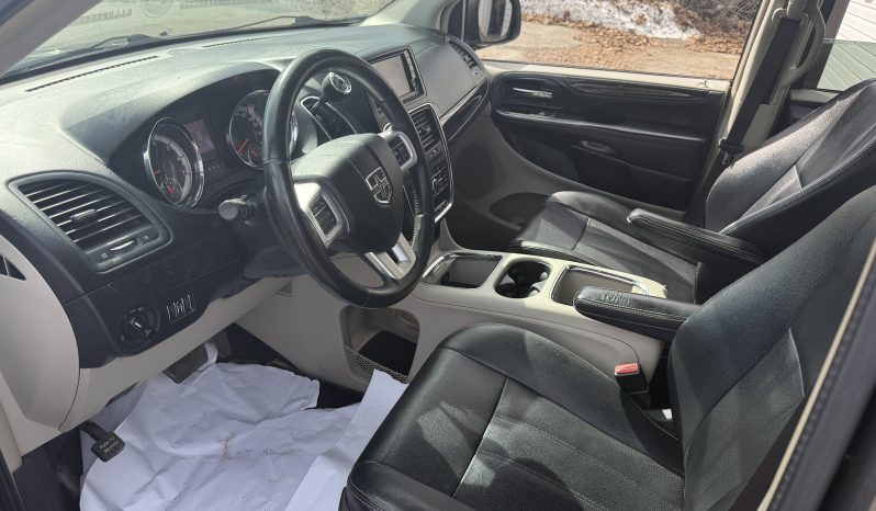 2016 Dodge Grand Caravan Crew Plus full